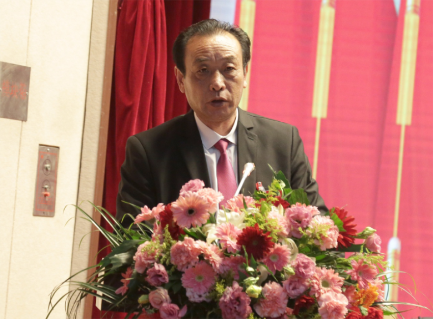 徐州寶潤(rùn)實(shí)業(yè)集團(tuán)第一屆黨委班子選舉大會(huì)---寶潤(rùn)實(shí)業(yè)集團(tuán)黨委常委、紀(jì)委副書記鄭軍同志作紀(jì)委工作報(bào)告